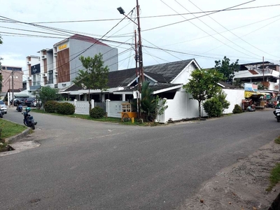 Dijual Rumah di Pusat Kota Depan TVRI, Jalan Bidar Kampus Lorok Pakjo