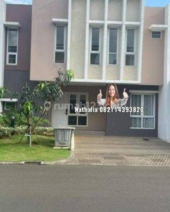 Disewakan Rumah di Rossini Symphonia Summarecon Serpong