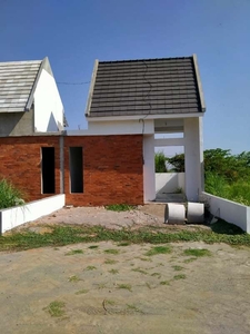 Rumah minimalis satu lantai mojokerto dekat bypass Mojokerto