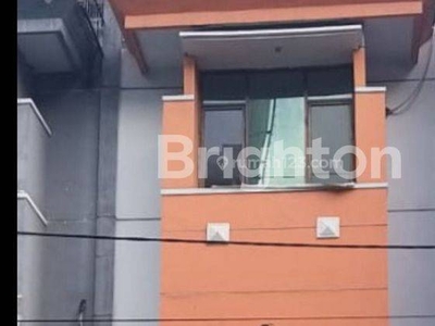 RUKO 3.5 LANTAI KLAMPIS JAYA DEKAT MERR SURABAYA