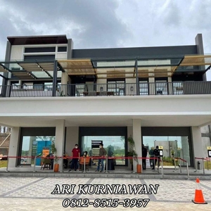 Ruko komersial Melody Daerah Gading Serpong hadap jalan ful view danau
