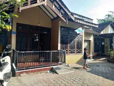 Rumah Besar dan Murah di Kricak Kodya Jogjakarta
