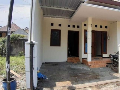 Rumah Hunian Dekat Dekat Apartemen Begawan, Kota Malang E12