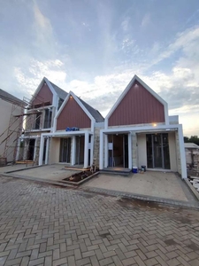 Rumah mewah de villa area tanah putih jangli jatidiri jatingaleh pln