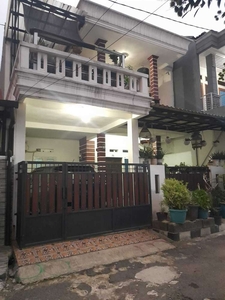 Rumah Murah Mewah Dual Lantai Griya Indah Kedung Badak Kodya Bogor