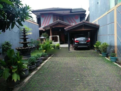 Rumah nyaman dan asri Komplek Bank Rakyat Indonesia Kalimalang Bekasi