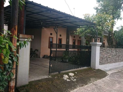 Rumah Siap Huni Area Arcamanik Cisaranten dekat Sport Jabar