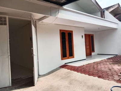 Rumah Strategis Area Tlogomas, Kota Malang N14