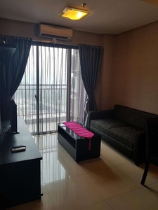 Sewa Apartemen Thamrin Residence 2 Bedroom Lantai Tengah Furnished