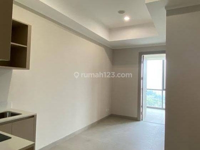 Disewakan 2 Bedroom Semi Furnish Menara Jakarta