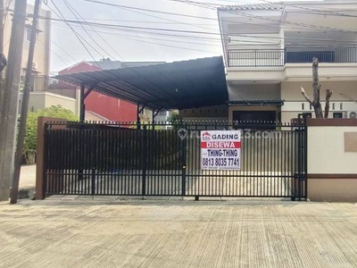 Disewakan Rumah Bagus Hoek Minimalis Siap Huni di Pondok Gading Utama , Bisa Nego