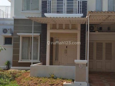 Disewakan Rumah Hook Mewah di Cluster Jade Summarecon Serpong