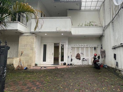 Disewakan Rumah Siap Huni Di Area Menteng Jakarta Pusat
