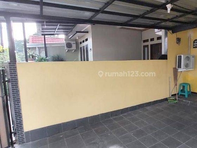 Disewakan Rumah Siap huni di jl.Graha Bintaro dkt tol parigi tangsel