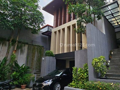 Disewakan Town House Minimalis Modern di Cipete Jakarta Selatan