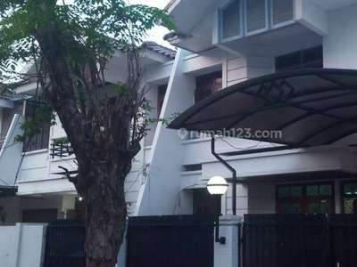 Rumah Janur Elok Kelapa Gading 2 Lantai Bagus Siap Huni