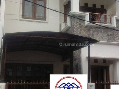 Sewa Cepat Rumah 2 Lantai Bagus Rapih Citra Gran Lt 170 Lb 230