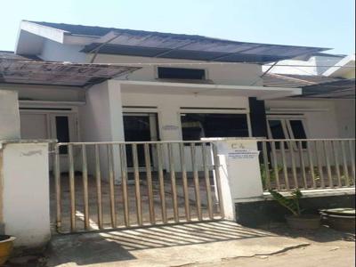 Disewakan Rumah Strategis Semi Furnished Dekat Soekarno Hatta Malang