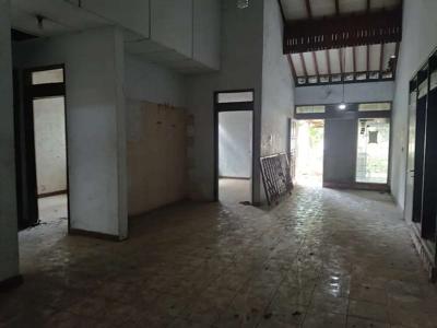 JUAL RUMAH TUA HITUNG TANAH SAJA DI KOPER