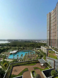 Apartemen gold coast view laut