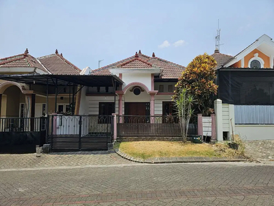 Disewakan Rumah Siap Huni di Istana Dieng, Sukun Malang