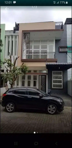 Full furniture LB180m2 For Rent Royal Sumatera Casa Royale Townhouse