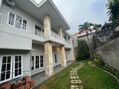 Fully renovated 6 bedroom house for rent in Kesiman Denpasar