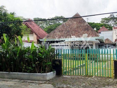 Lu1476 Disewakan Rumah Klasik Otentik di Oro Oro Dowo Malang