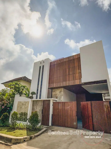 Modern style Villa di Pecatu Graha Bali