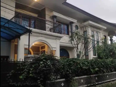 Rumah 2 Lantai Full Furnish di CLuster Antapani Bandung Kota