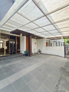 Rumah Cantik Keren 2 Lantai Siap Huni di Titihan Bintaro lr9787iq