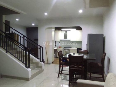 Rumah Di Cluster Chyntia Summarecon Bandung Furnished Perbulan