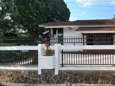 RUMAH DI SUMBER SARI JALAN UTAMA HOLIS SOEKARNO HATTA CARINGIN BANDUNG