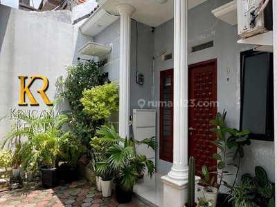 Rumah Furnished Bagus di Jl Warung Sila Jagakarsa, Jagakarsa SHM - Sertifikat Hak Milik