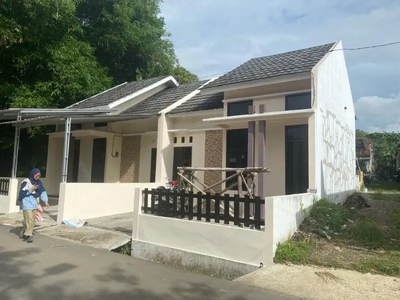 Rumah Manis Harga Ekonomis Dekat Stasiun Pondok Rajeg, CASH ONLY