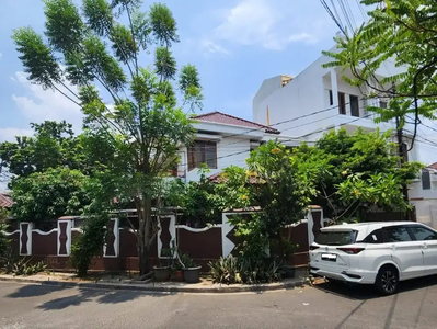 Rumah Mewah 2 Lantai Dekat ke Stasiun ASEAN Bisa KPR Siap Nego J-20241