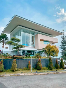 Rumah Mewah di Lokasi Asri Area Dago Resort Pakar Bandung