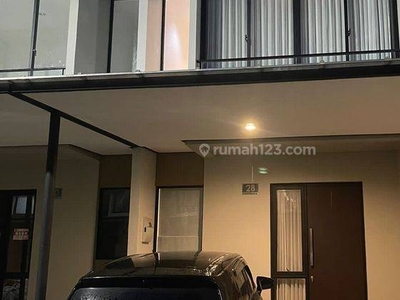 Rumah Pik 2 California Tangerang 4,5x10 2 Lantai Bagus Siap Huni