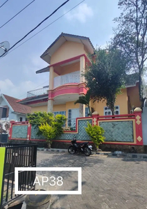 Villa Dengan View Kota Malang di Dekat BNS Kota Batu