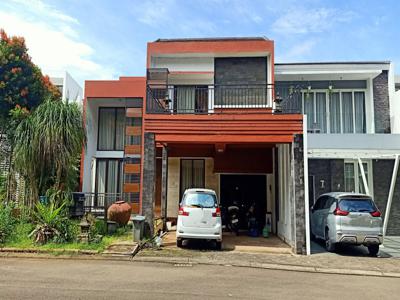 Dijual Rumah Cantik dalam Cluster dengan Row Jalan Lebar di Icon