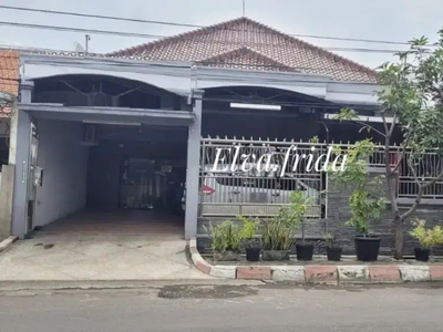Dijual Cepat Murah Rumah Strategis di Raya Gayungsari Surabaya