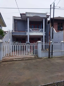 Dijual Rumah 2 Lantai Jl.Giro Jaticempaka Pondok Gede Bekasi (SHM)
