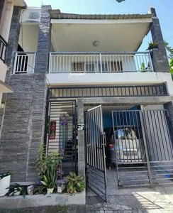 DIJUAL RUMAH LANTAI 2 LOKASI SESETAN DENPASAR BALI