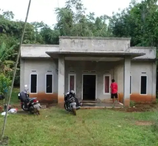 dijual tanah berikut bangunan rumah di Kertarahayu Setu Bekasi
