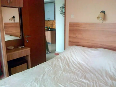 Disewakan 2BR Hamptons Park Tower C Lantai Rendah Rp. 15 Jt/bln nego