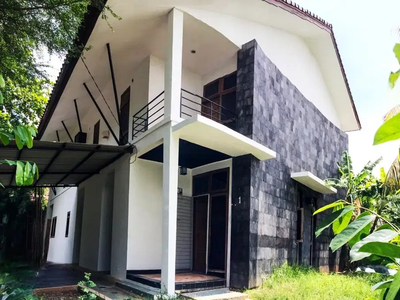 Disewakan Rumah Bagus Cluster Taman Maedowgreen Lippo Cikarang