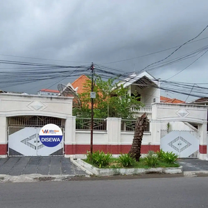 Disewakan Rumah pusat kota cocok untuk usaha/kantor Jalan Progo