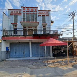Ruko dan Rumah Pinggir Jl Raya Palur, Siap Akad Notaris