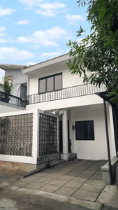 Rumah Dijual di Bintaro Sektor 9, Cluster Taman Permata