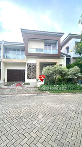 Rumah Dijual di Kebayoran Essence